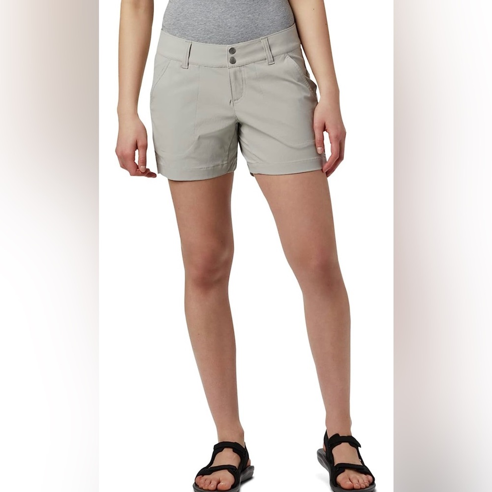 Columbia Light Gray Outdoor Shorts
